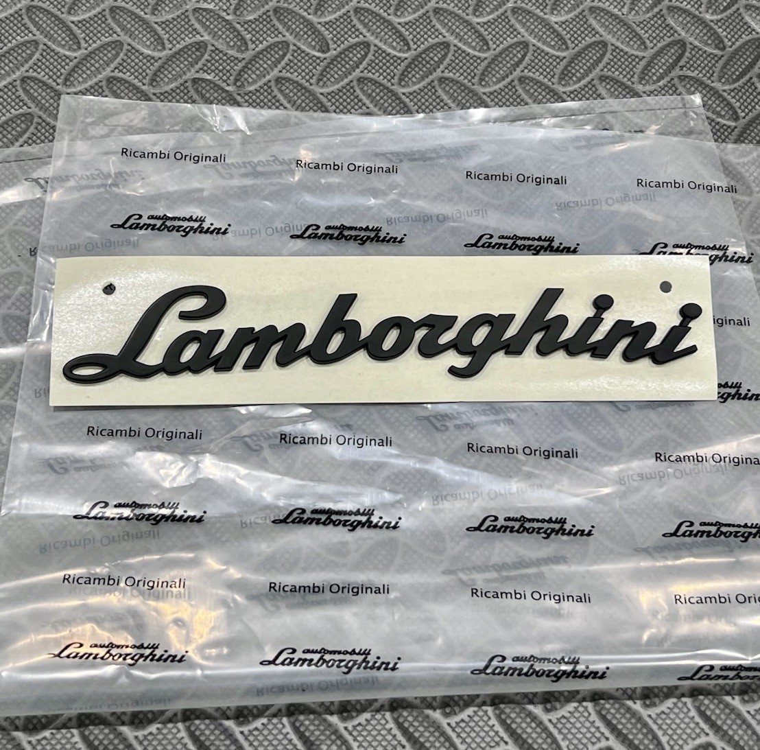 Lamborghini Aventador LP700 LP720 LP750 Rear Script Emblem Matte Black 470853742 Lamborghini Aventador LP700 LP720 LP750 Rear Script Emblem Matte Black 470853742