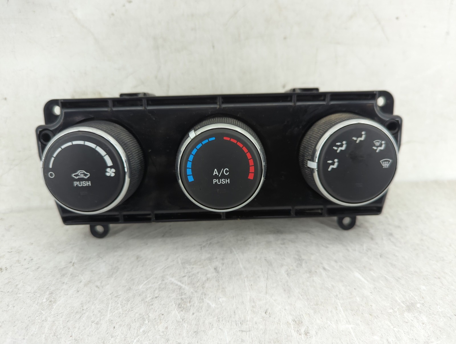 2014-2018 Jeep Wrangler Ac Heater Roof Climate Control P68197432ab D5429 2014-2018 Jeep Wrangler Ac Heater Roof Climate Control P68197432ab D5429