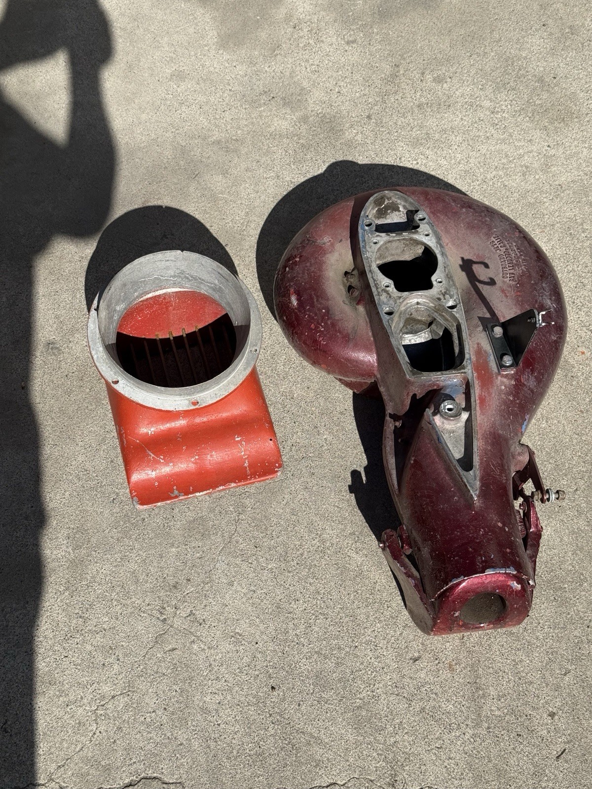 Outboard Jet Evinrude Johnson 3 Cylinder Model L Volute And Foot W/Reverse Gate