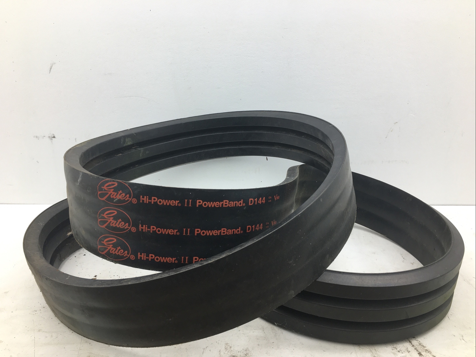 Gates Hi-Power II Powerband D144 (New Old Stock) Gates Hi-Power II Powerband D144 (New Old Stock)