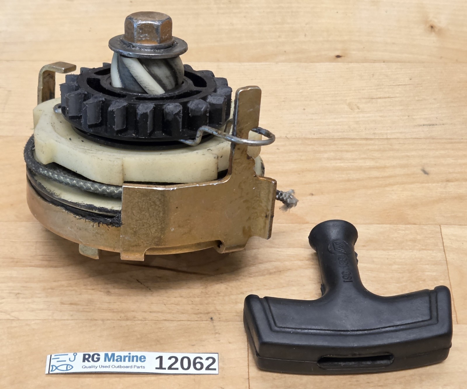 OEM OMC Johnson Evinrude 9.9 15HP Rewind Recoil Pull Rope Starter 1979-1992 OEM OMC Johnson Evinrude 9.9 15HP Rewind Recoil Pull Rope Starter 1979-1992