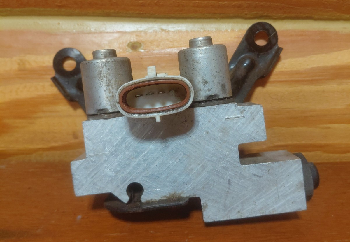 1998-2003 Ford Ranger ABS Brake Prop Proportioning Valve OEM 1998-2003 Ford Ranger ABS Brake Prop Proportioning Valve OEM