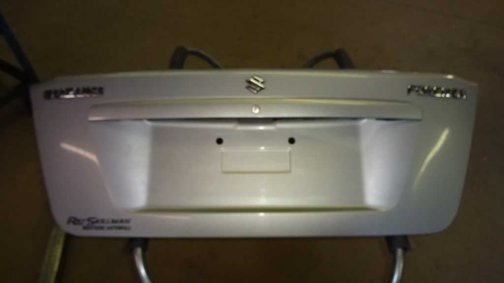 Decklid 4 Door Sedan Fits 04-08 Suzuki Forenza 437070