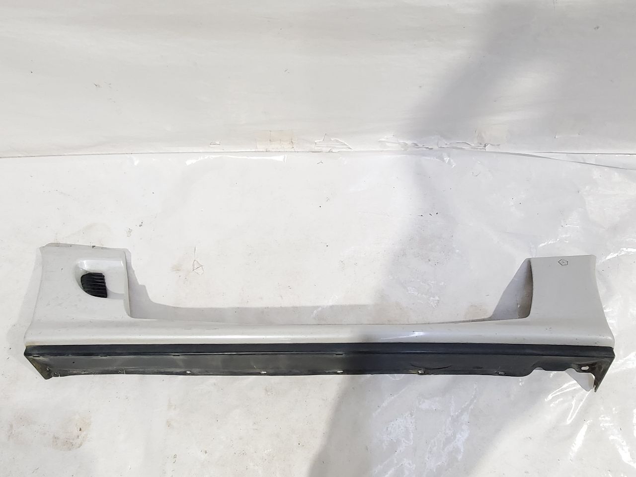 1991 Dodge Stealth RT Turbo OEM Right Rocking Panel Moulding Skirt Cracked 1991 Dodge Stealth RT Turbo OEM Right Rocking Panel Moulding Skirt Cracked