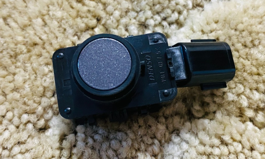 2024 2025 Toyota RAV4 OEM Front Park Sensor 89341-06070 2024 2025 Toyota RAV4 OEM Front Park Sensor 89341-06070