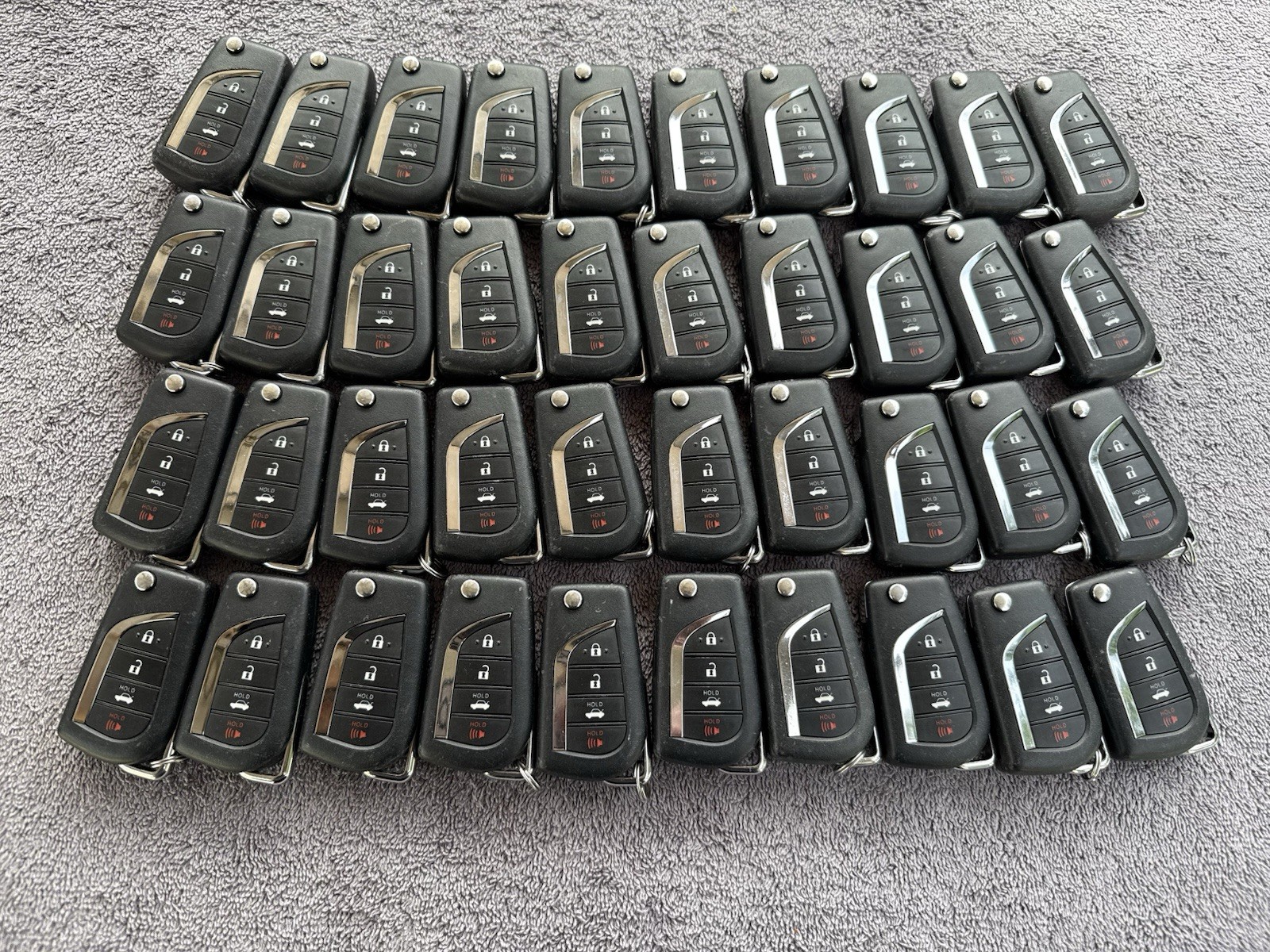LOT 40 PIECES OEM TOYOTA Flip Key Fob remote KEY FOB LOT HYQ12BGF HYQ12BFB LOT 40 PIECES OEM TOYOTA Flip Key Fob remote KEY FOB LOT HYQ12BGF HYQ12BFB