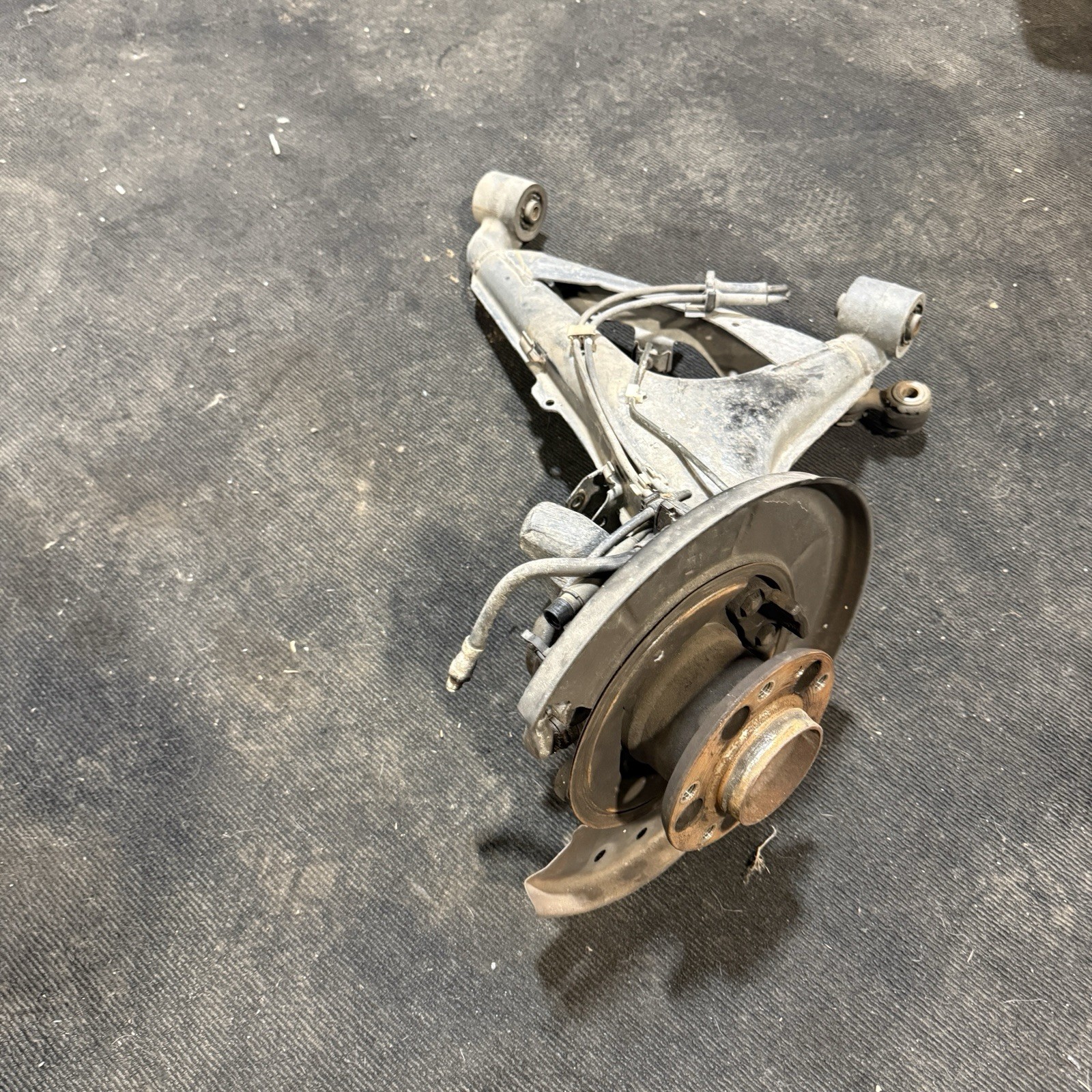 88-95 BMW E34 Right Rear Trailing Control Arm 535i 525i Passenger Wheel Hub