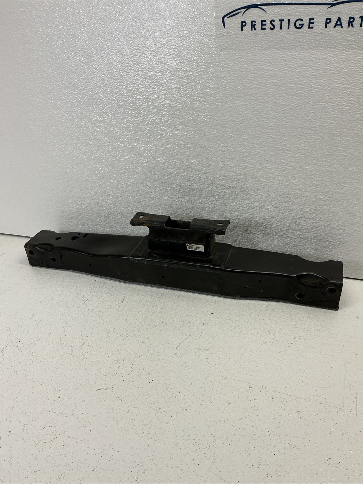 21-25 Cadillac Escalade Transmission Support Crossmember OEM 23349245 21-25 Cadillac Escalade Transmission Support Crossmember OEM 23349245