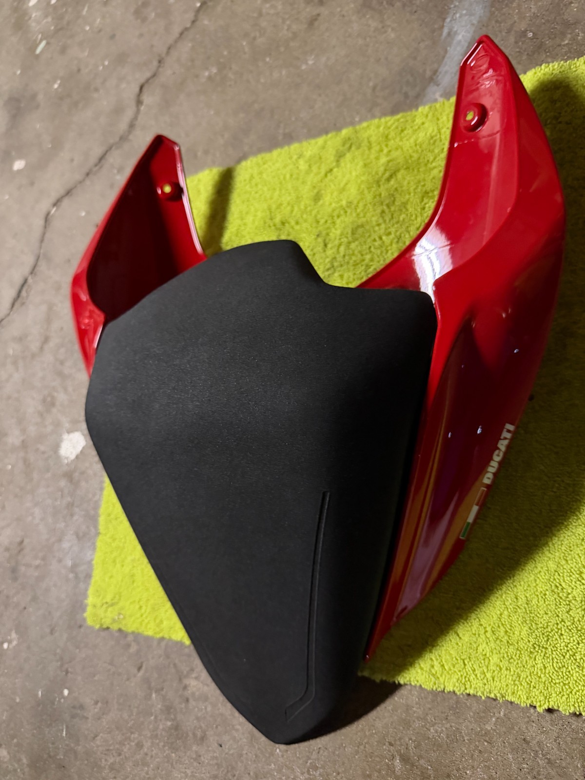 Ducati Panigale V2 23 Passenger seat Rear Seat Cowl Red