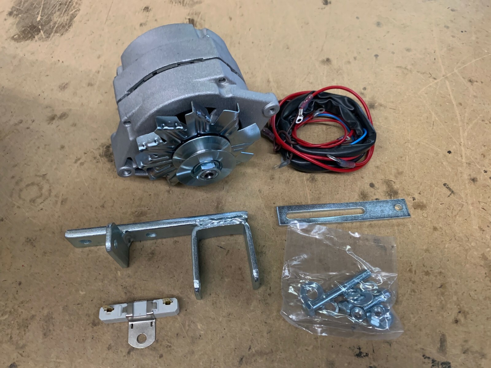 💥 Alternator Conversion Kit 6 V to 12 V System New 63A Fits FARMALL M Super M 💥 Alternator Conversion Kit 6 V to 12 V System New 63A Fits FARMALL M Super M