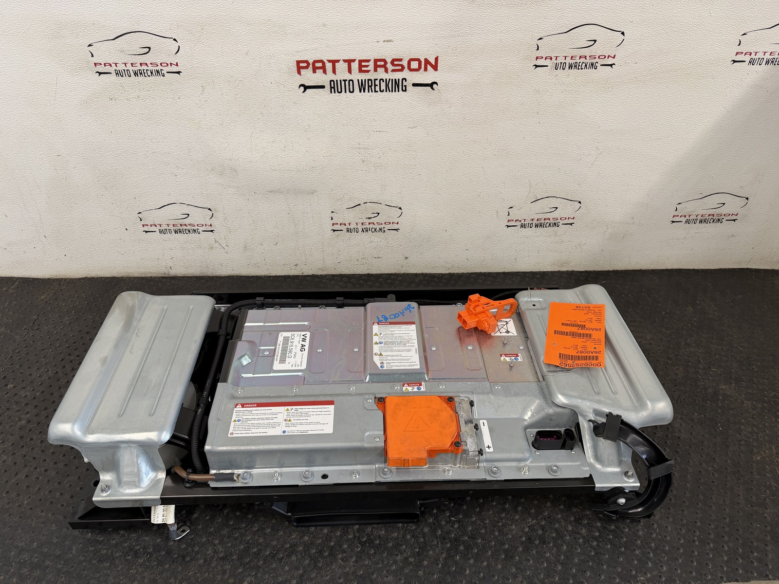 13-16 VW JETTA HYBRID DRIVE MOTOR BATTERY PACK ID 5C6915590D 13-16 VW JETTA HYBRID DRIVE MOTOR BATTERY PACK ID 5C6915590D