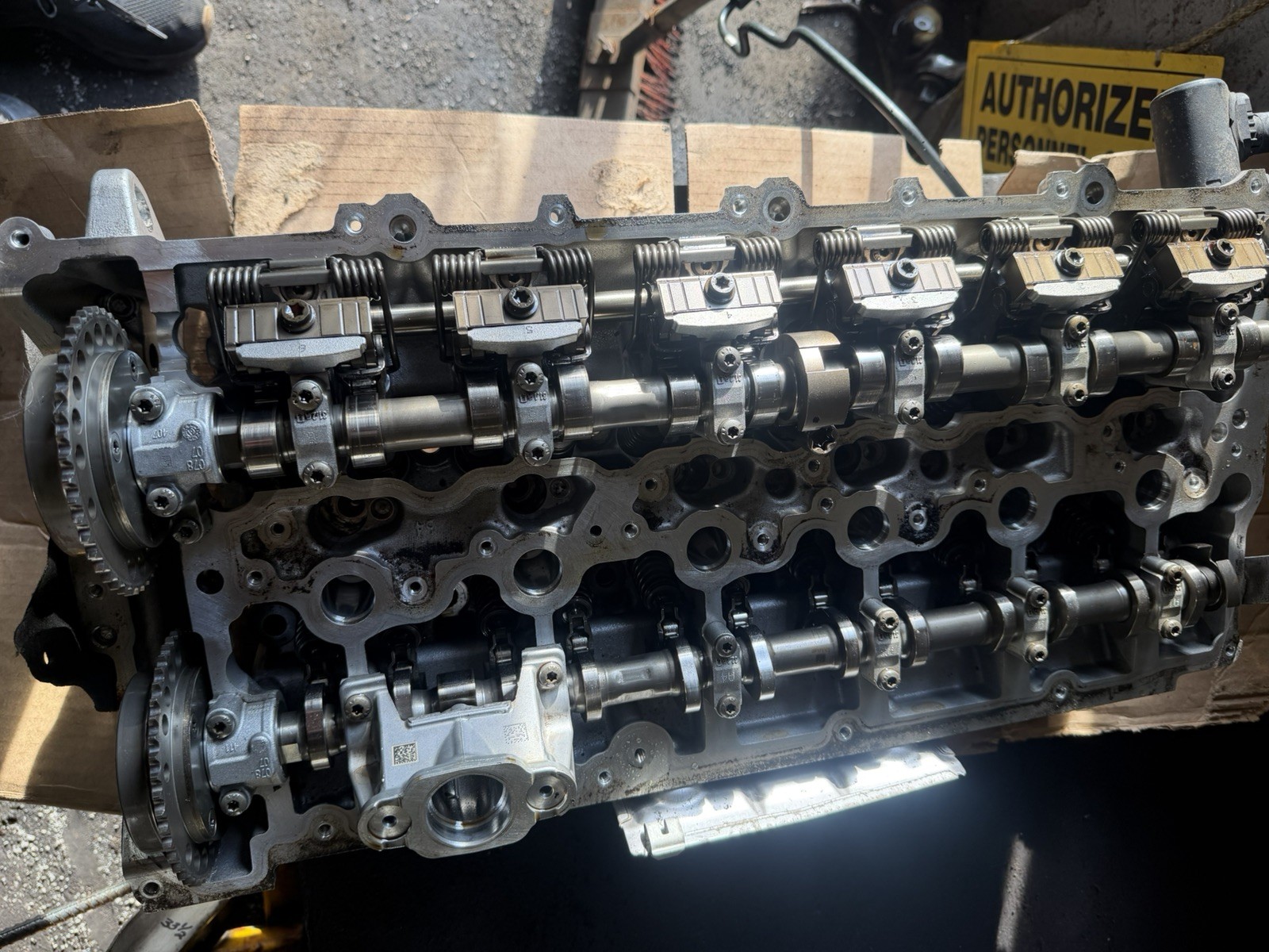 Engine Cylinder Head Valve Gear OEM BMW B58 F32 F30 F22 340i 440i M240i 540 740 Engine Cylinder Head Valve Gear OEM BMW B58 F32 F30 F22 340i 440i M240i 540 740