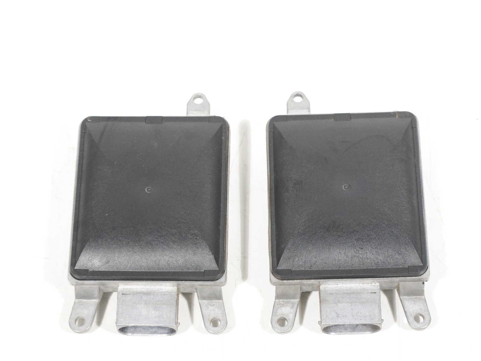 14-20 BMW F30 F32 LEFT & RIGHT Blind Spot Radar Control Unit Module OEM Set 14-20 BMW F30 F32 LEFT & RIGHT Blind Spot Radar Control Unit Module OEM Set