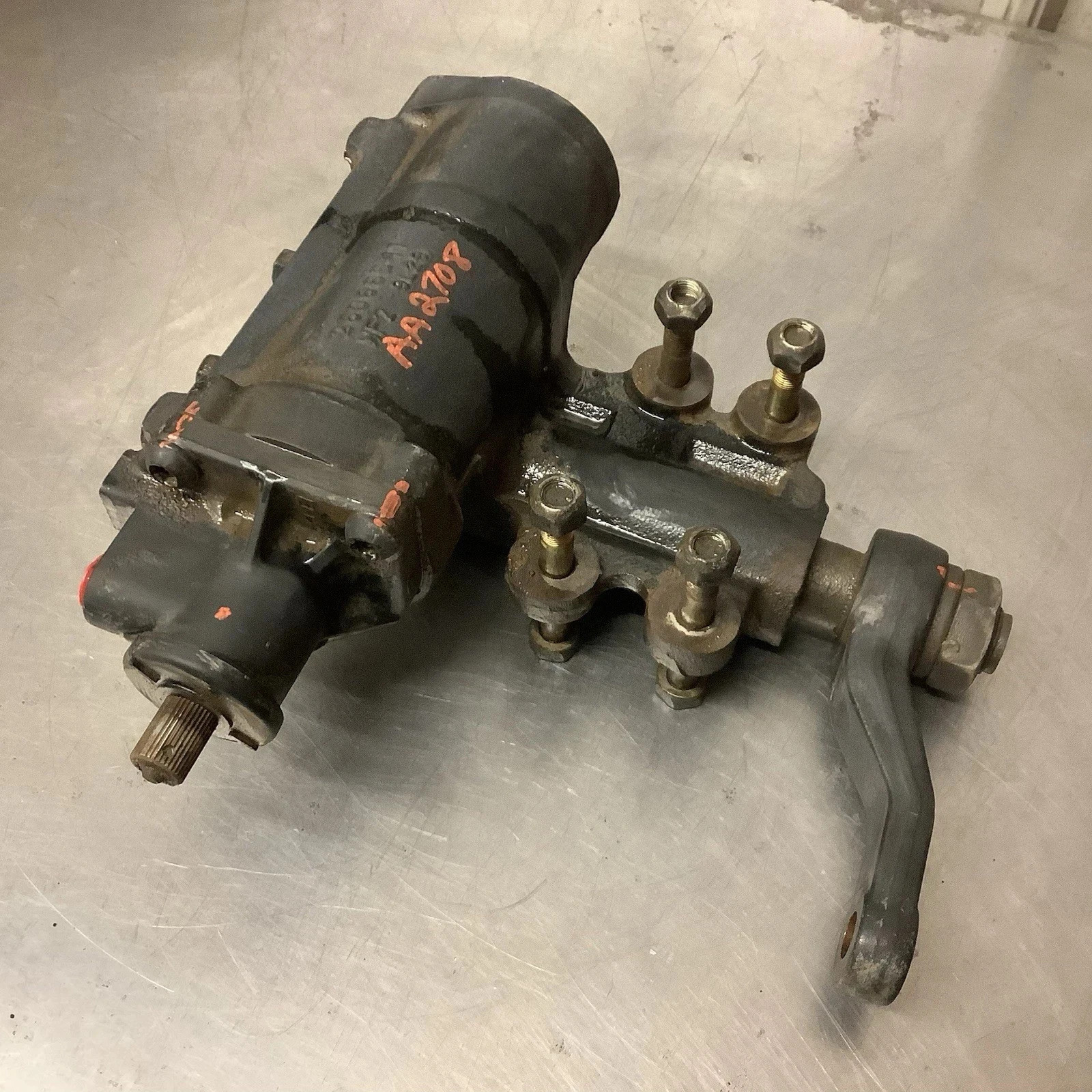 2000-2004 Nissan Xterra Power Steering Gear Rack & Pinion Gear Box OEM