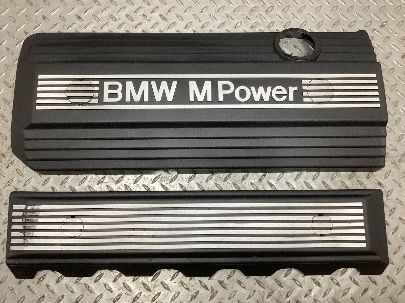 98-01 BMW M Roadster 3.2L 2 Piece Engine Cover - Stained in Spots