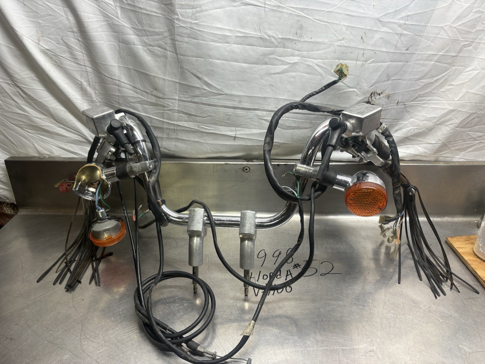 1987 (87-96) Honda Shadow VT1100C VT1100 Handlebars Handle Bars With Controls