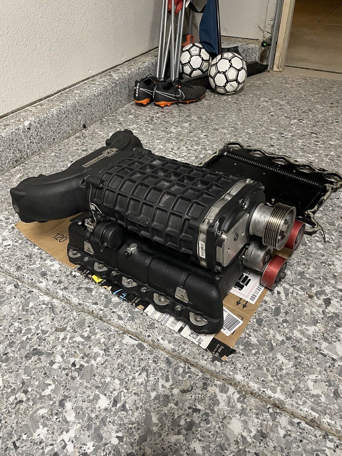VF Engineering Supercharger for Audi R8/Huracan