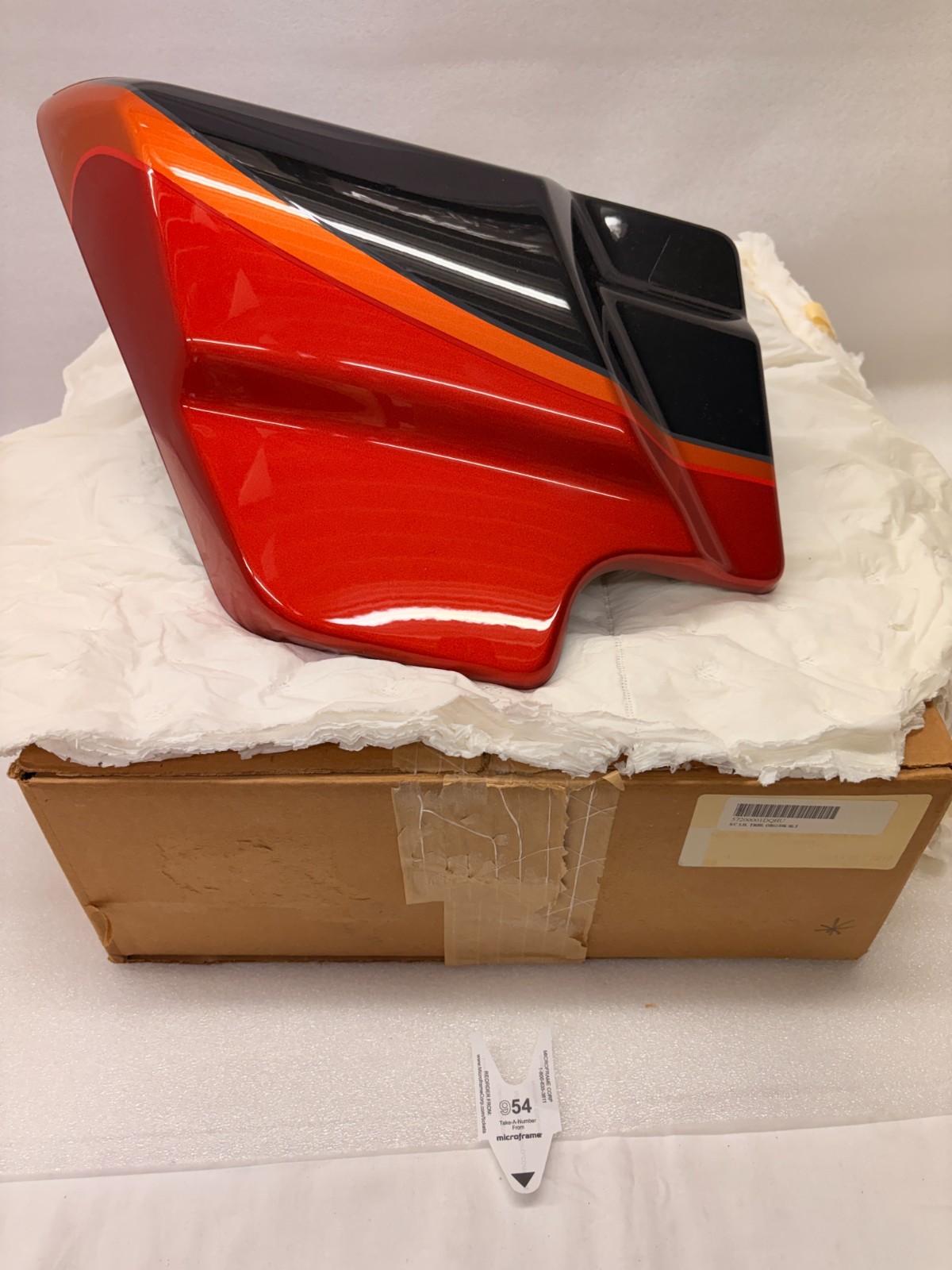 GENUINE HARLEY-DAVIDSON CVO FLHTCUSE8 LEFT LH SIDE COVER TRIBAL ORANGE A3 GENUINE HARLEY-DAVIDSON CVO FLHTCUSE8 LEFT LH SIDE COVER TRIBAL ORANGE A3