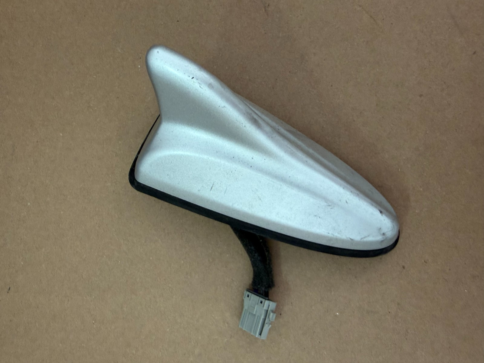 96210-C2030V8S 2018-2019 Sonata Roof Mounted Antenna Genuine