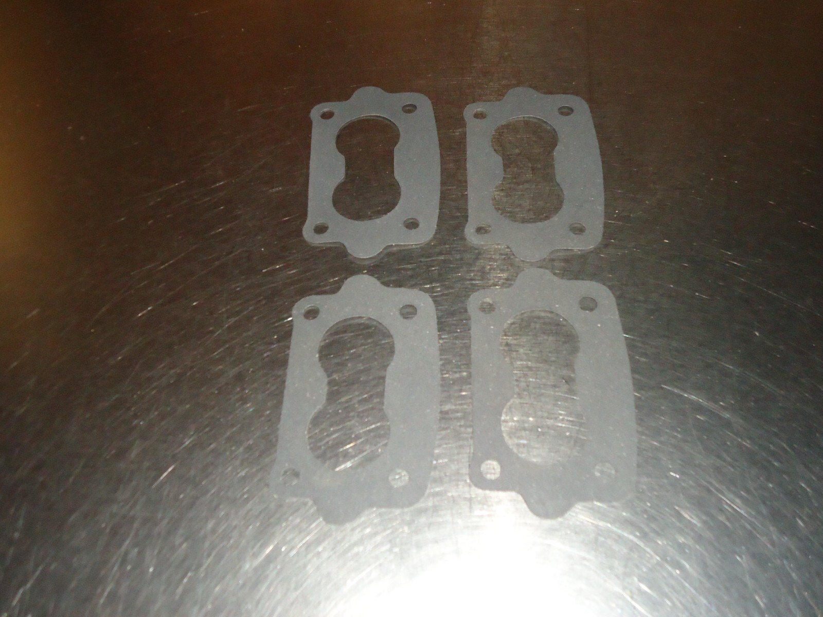 4) New Carburetor Mounting Flange Gasket Rochester 2-Barrel 2G 2GC 2GV Chevrolet 4) New Carburetor Mounting Flange Gasket Rochester 2-Barrel 2G 2GC 2GV Chevrolet