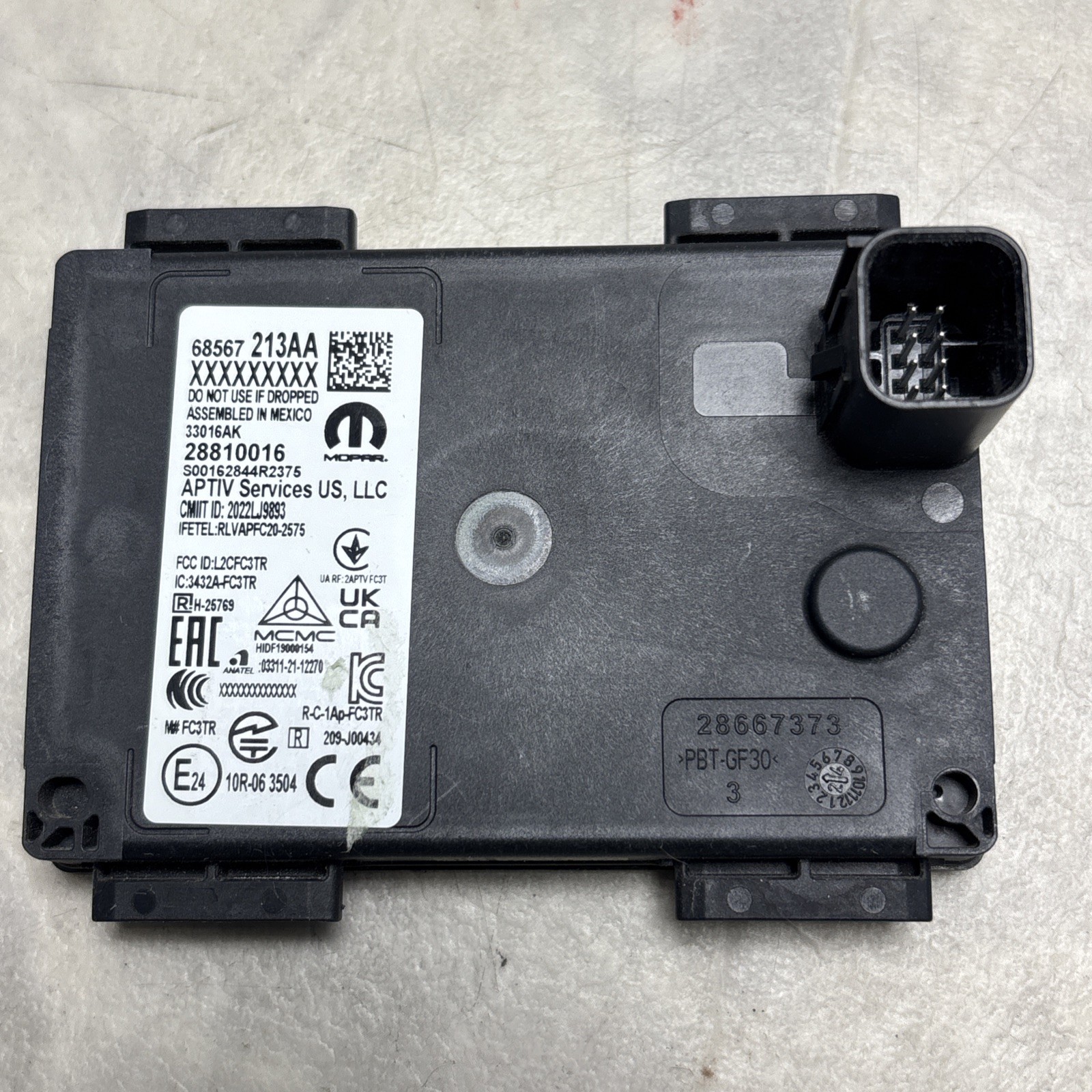 2025-2026 RAM 1500 CRUISE CONTROL DISTANCE RADAR SENSOR USED OEM 68567 213AA 2025-2026 RAM 1500 CRUISE CONTROL DISTANCE RADAR SENSOR USED OEM 68567 213AA