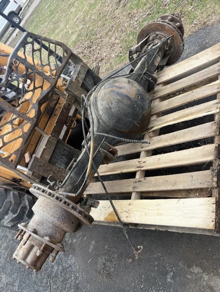 99 00 01 FORD F550 SD PICKUP Rear Axle Assembly