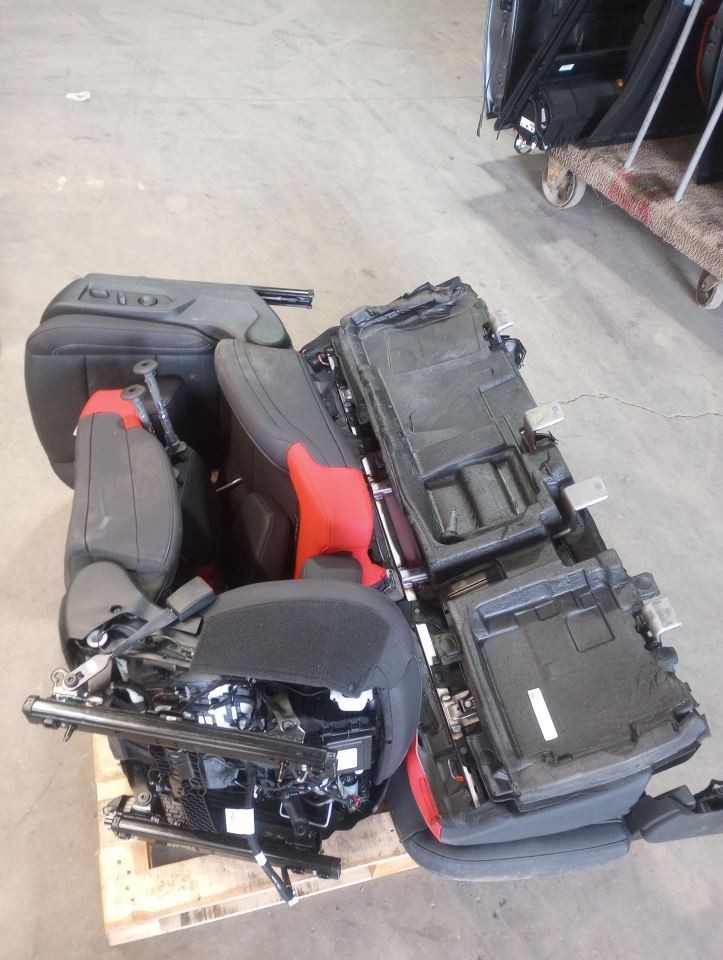 Complete Set Front Rear Leather Seats For 2026 GMC Hummer EV 3243334