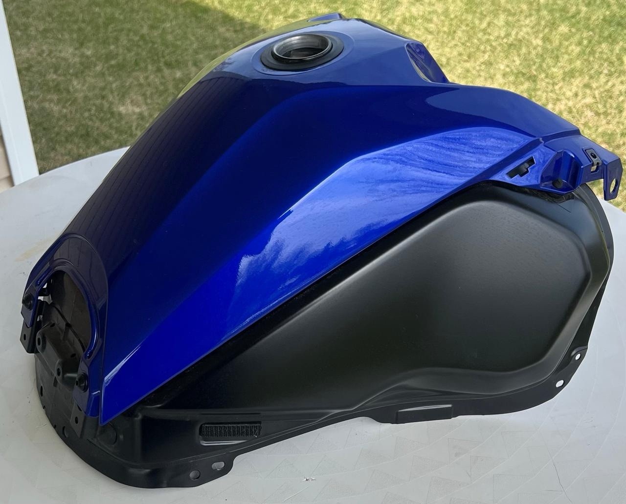 2023 Yamaha Tenere 700 T7 Stock Tank Gas Fuel Tank (blue/black) 2023 Yamaha Tenere 700 T7 Stock Tank Gas Fuel Tank (blue/black)