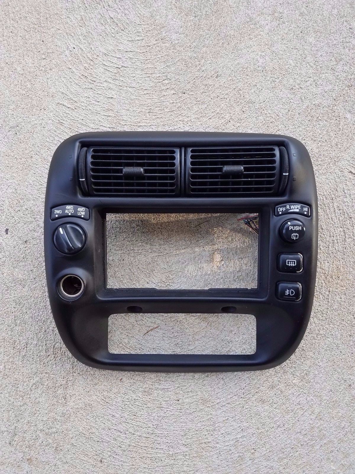 1995-2003 ford explorer ranger mountaineer radio dash trim bezel OEM