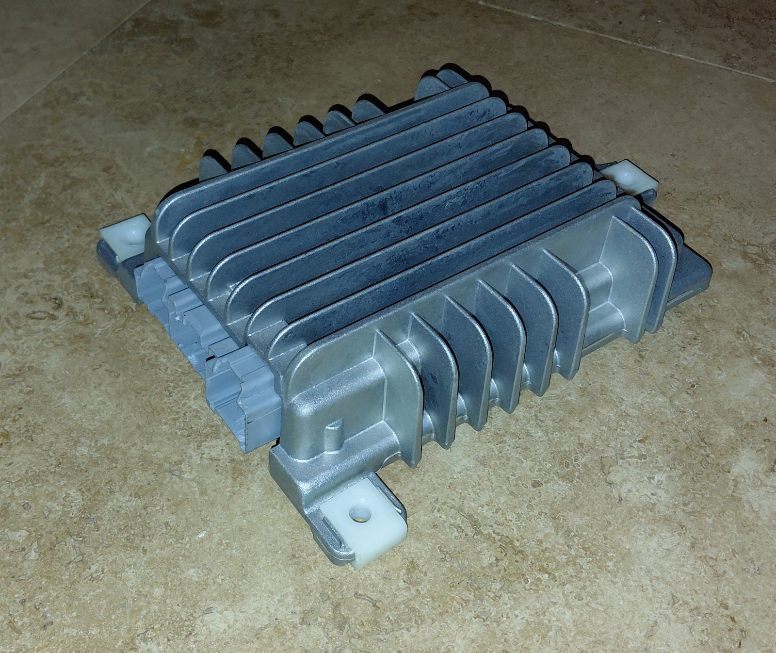 2010-2012 Cadillac CTS SRX Bose Amplifier Amp 25869049 OEM 2011 2010-2012 Cadillac CTS SRX Bose Amplifier Amp 25869049 OEM 2011