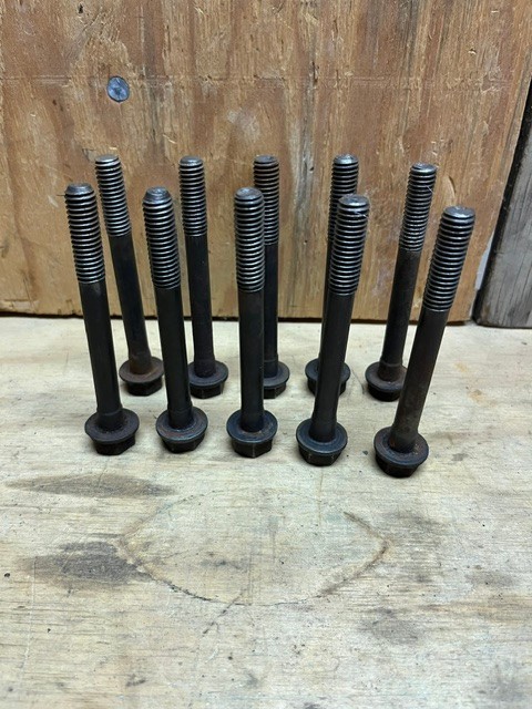 1969 1970 Mustang Boss 302 Cylinder Head Bolt - Set Of 10 Original Bolts 1969 1970 Mustang Boss 302 Cylinder Head Bolt - Set Of 10 Original Bolts