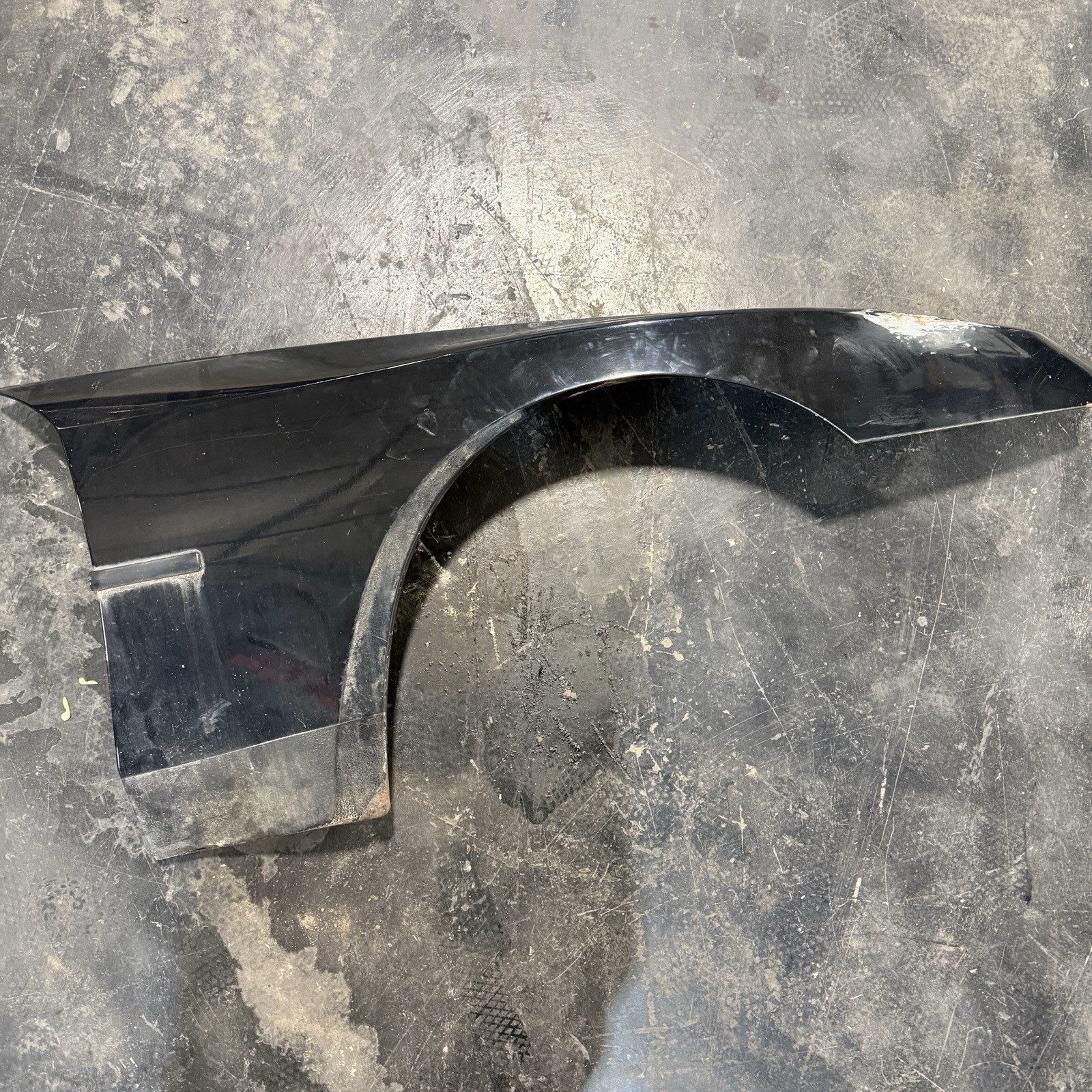83-89 Porsche 944 Front Right Fender LOCAL PICKUP ONLY COLORADO Passenger