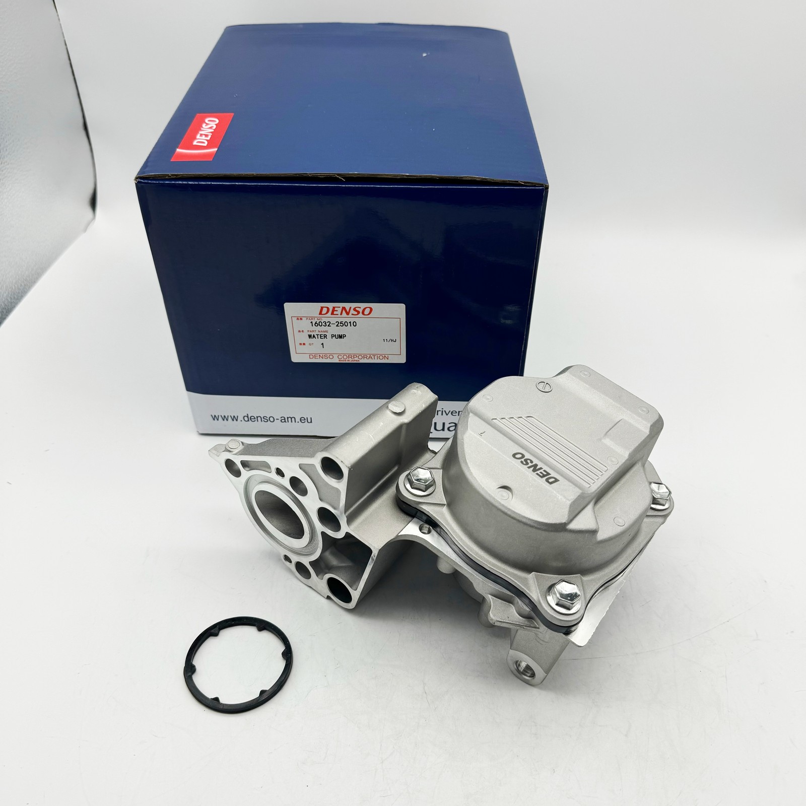 NEW For Denso CAMRY RAV4 LEXUS ES350 NX HOUSING ASSY WATER INLET 16032-25010