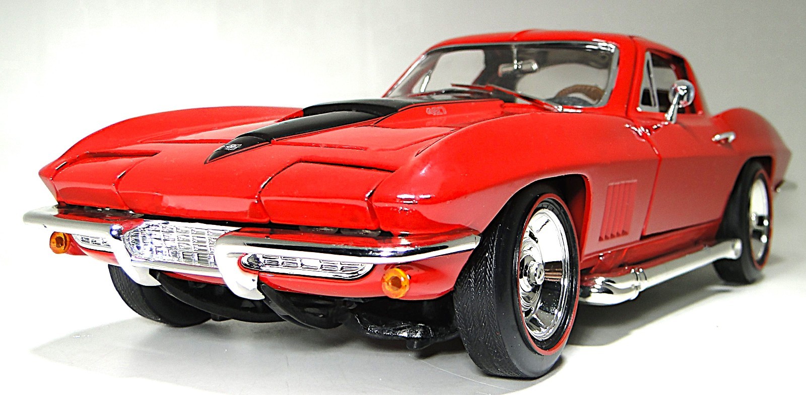 1967 Corvette Chevrolet StingRay Car 55Chevy57Custom Built 1:18 SCALE MODEL 1963 1967 Corvette Chevrolet StingRay Car 55Chevy57Custom Built 1:18 SCALE MODEL 1963