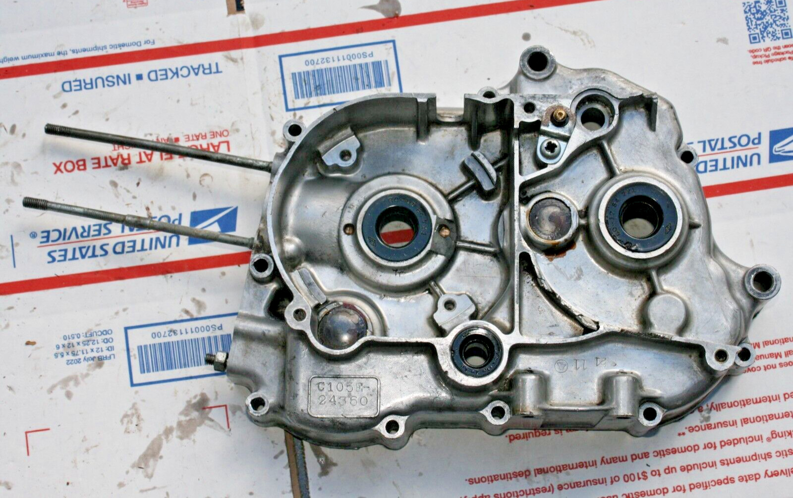 1962-63 Honda C105T TRAIL 55cc OEM ENGINE CASE W/VIN # C105E-24360 1962-63 Honda C105T TRAIL 55cc OEM ENGINE CASE W/VIN # C105E-24360