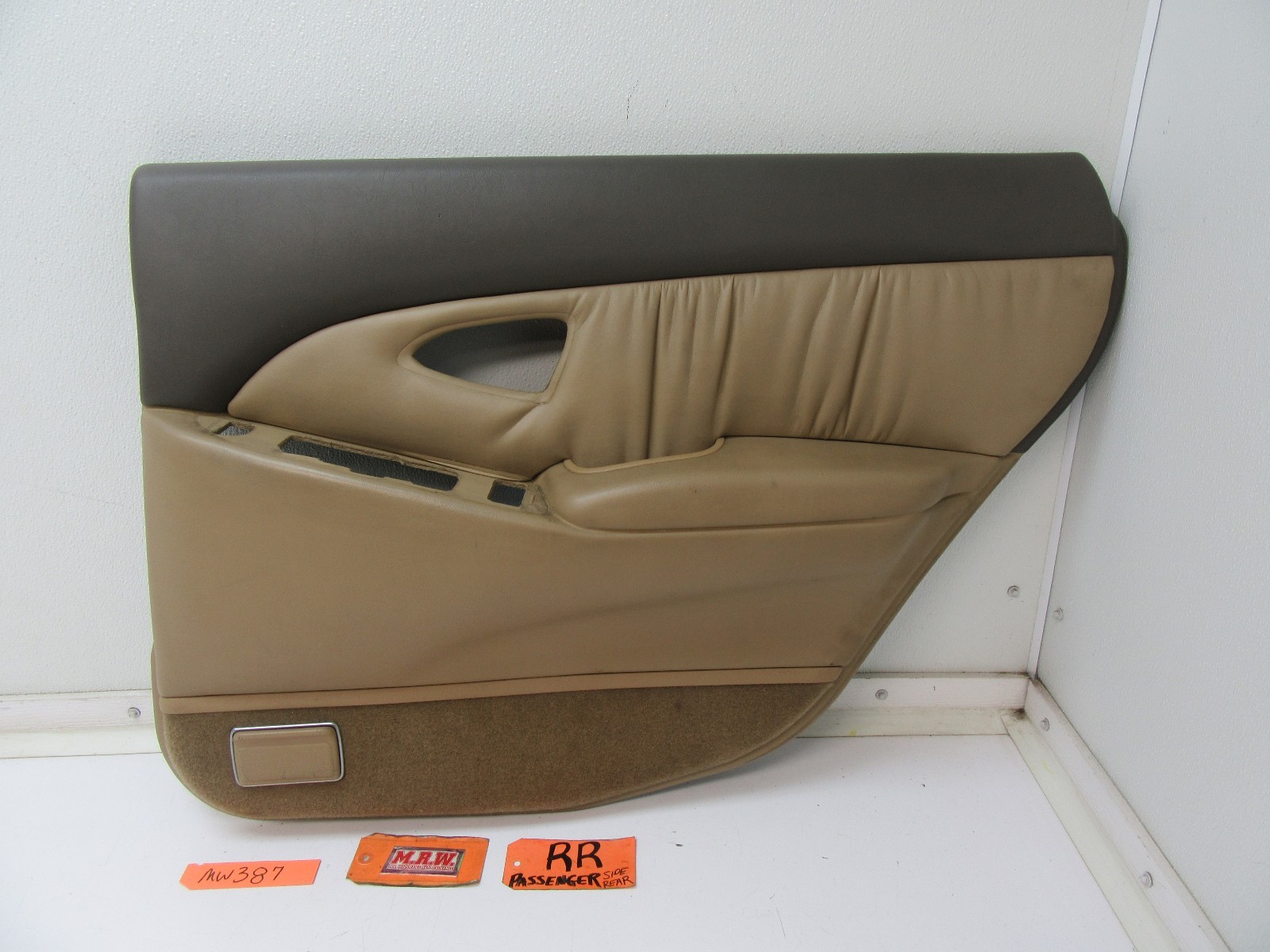 DIAMANTE BACK REAR DOOR PANEL RIGHT R RH RR PASSENGER COVER ARM REST ASH TRAY 99