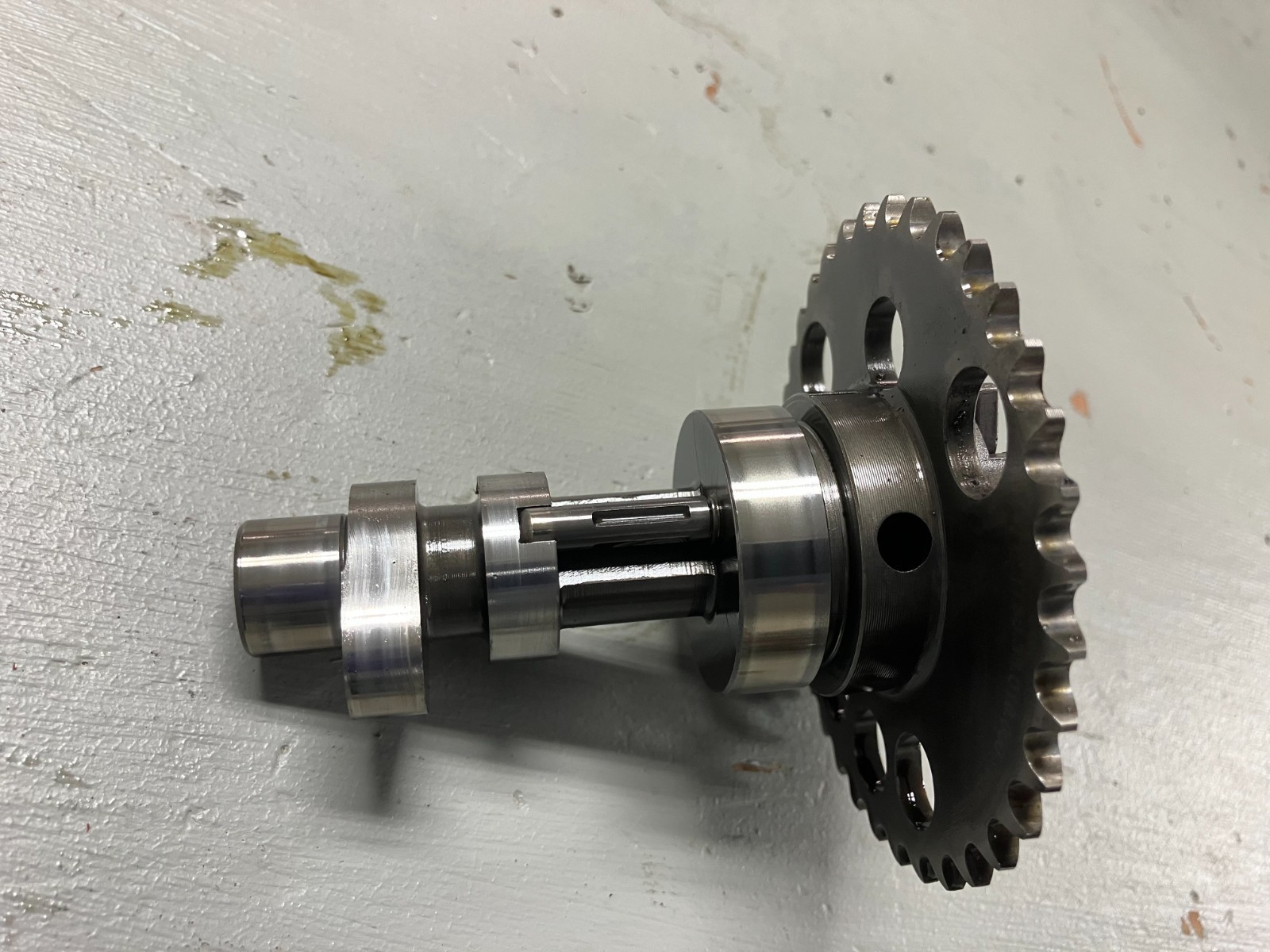 07-09 KTM 690 SM SMC Duke Enduro OEM Camshaft Auto Decomp 75036010000 07-09 KTM 690 SM SMC Duke Enduro OEM Camshaft Auto Decomp 75036010000