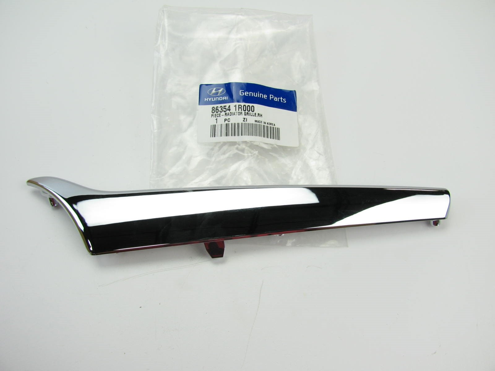 NEW GENUINE Front Right Exterior Chrome Trim Strip OEM For 12-14 Hyundai Accent