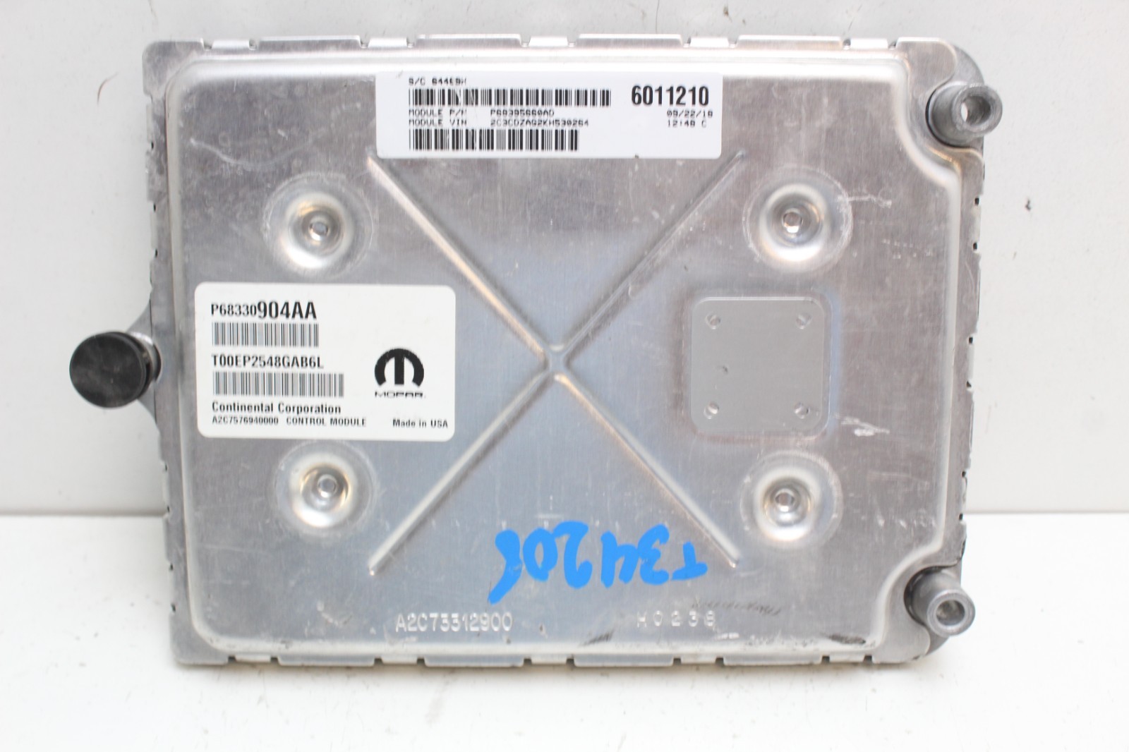 2018-2019 MOPAR Dodge Charger Computer 300 ECU PCM ECM PCU OEM P68395660AD 2018-2019 MOPAR Dodge Charger Computer 300 ECU PCM ECM PCU OEM P68395660AD