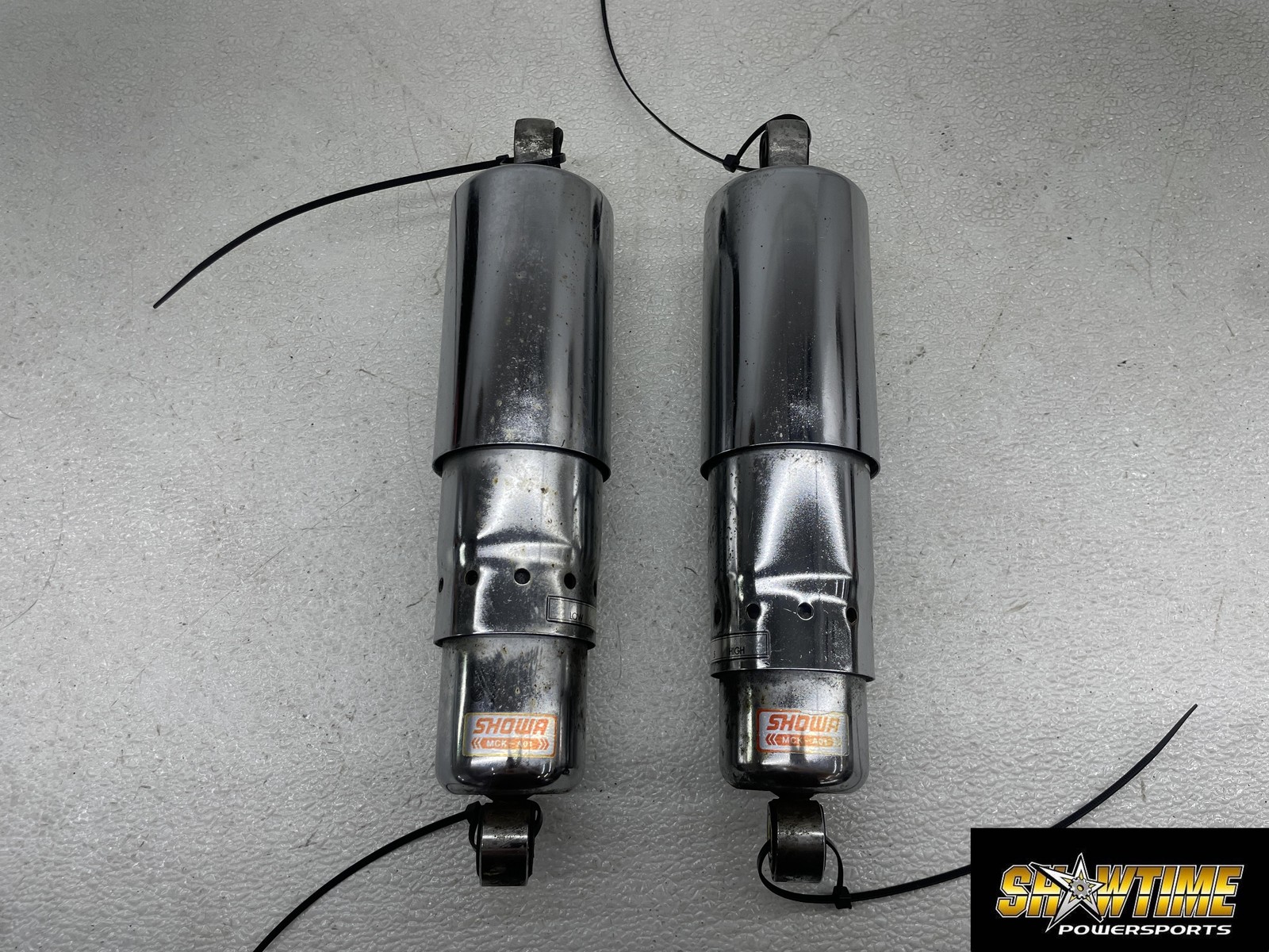 00-07 HONDA SHADOW SABRE 1100 VT1100C2 REAR BACK SHOCK ABSORBERS PAIR 00-07 HONDA SHADOW SABRE 1100 VT1100C2 REAR BACK SHOCK ABSORBERS PAIR