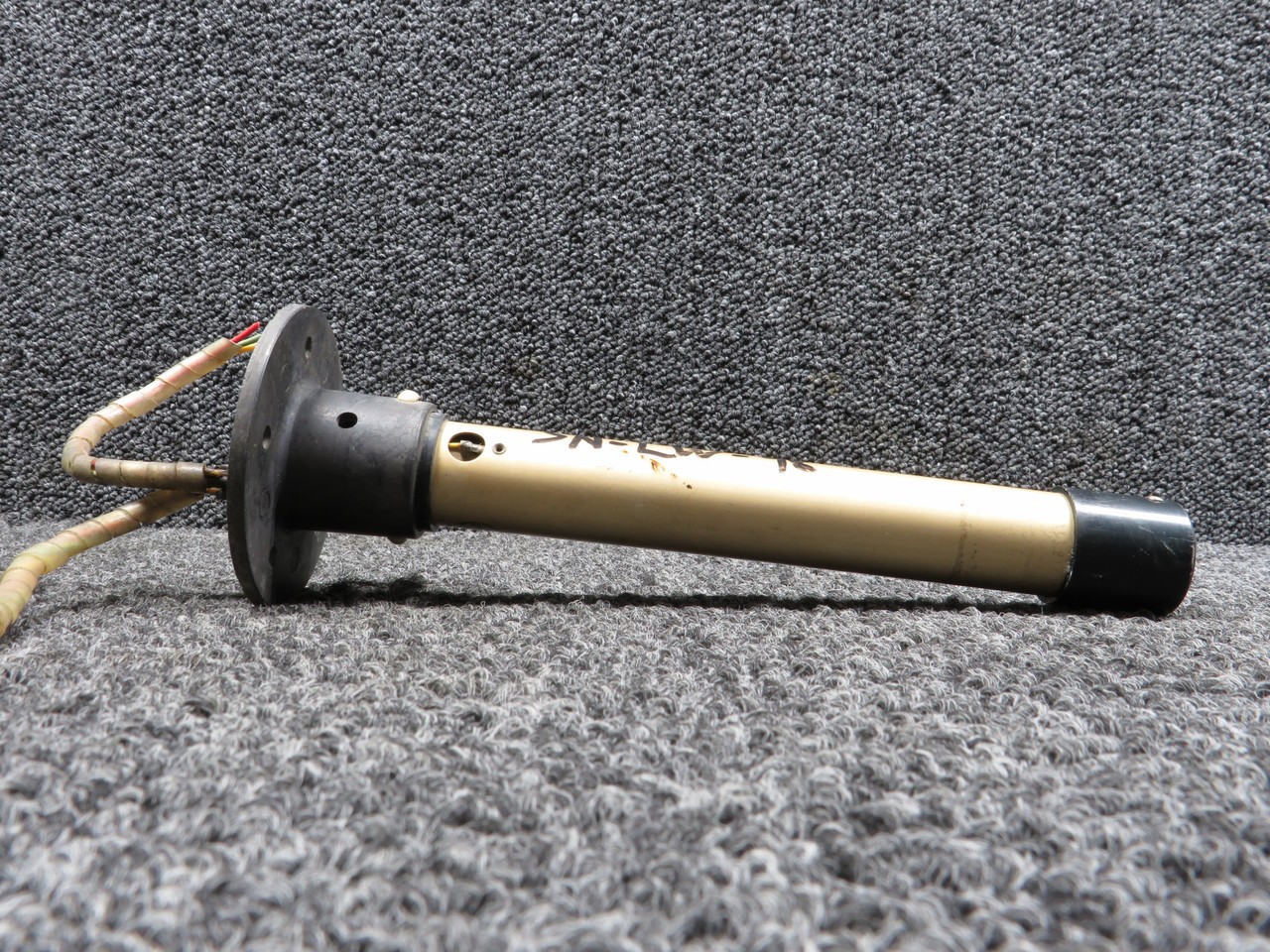 100-380006-37 (Alt: 014-901-010) Gull Airborne Fuel Quantity Probe For Sale