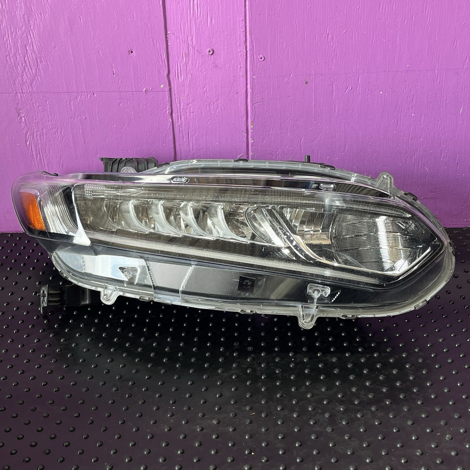 2018-2022 Honda Accor Headlight OEM RH