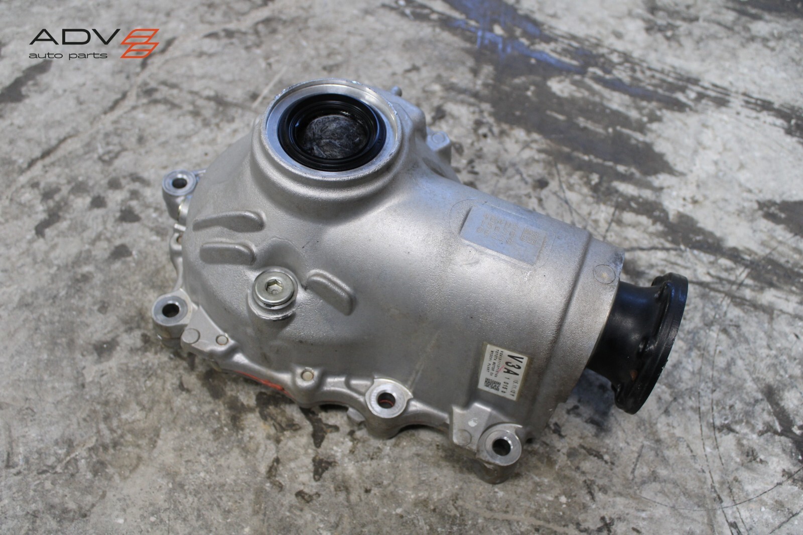 2009 - 2017 LEXUS LS460 AWD FRONT DIFFERENTIAL AXLE CARRIER OEM