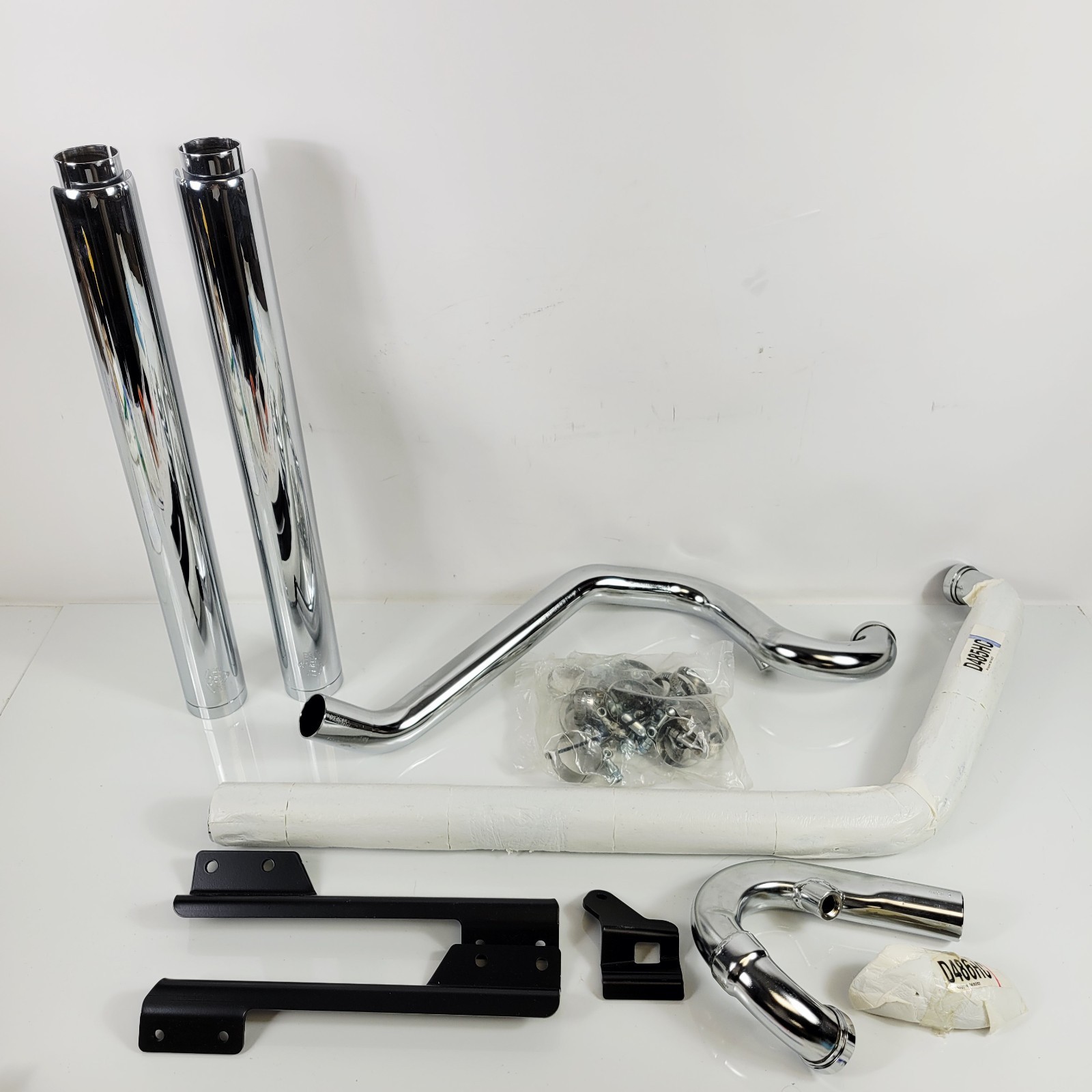 Vance & Hines 07-11 Harley Softail Duals Exhaust Chrome Slip-Ons 16735 Incomplet