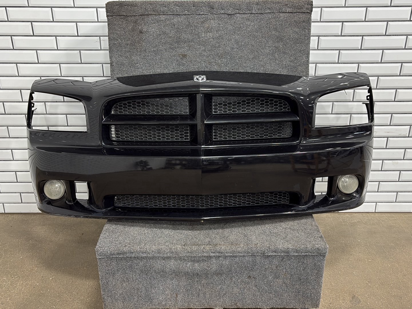 06-10 Dodge Charger SRT8 Front Bumper Black PXR Respray 04854674AA