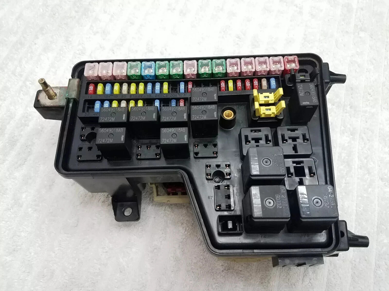 2002-2004 DODGE RAM 1500 Fuse Box Engine GENUINE OEM