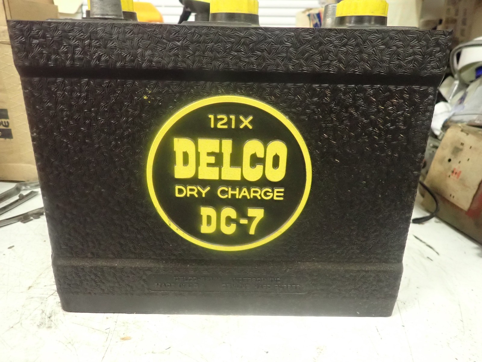 NOS 1954 Delco 121X Dry Charge DC-7 Battery 6-Volts Corvette Cadillac Buick Old NOS 1954 Delco 121X Dry Charge DC-7 Battery 6-Volts Corvette Cadillac Buick Old