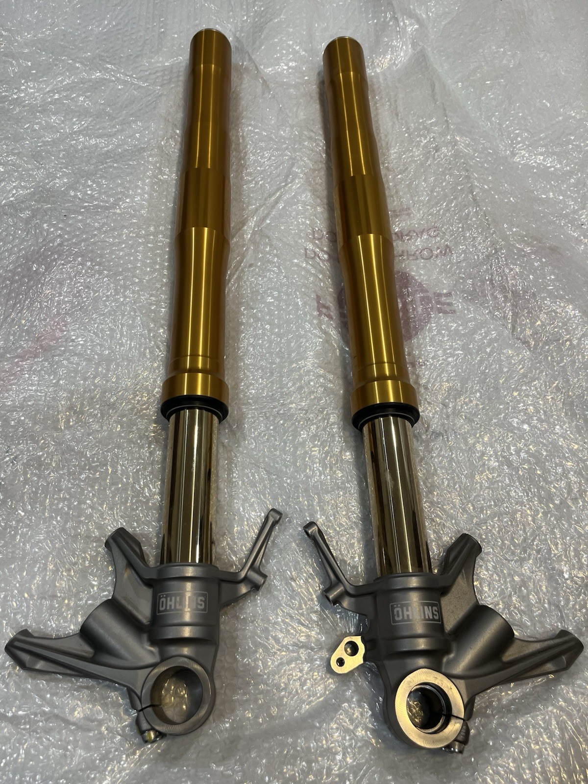 2022-2024 Ducati Panigale V4S Electronic Ohlins Suspension Forks TubesFlawless 2022-2024 Ducati Panigale V4S Electronic Ohlins Suspension Forks TubesFlawless