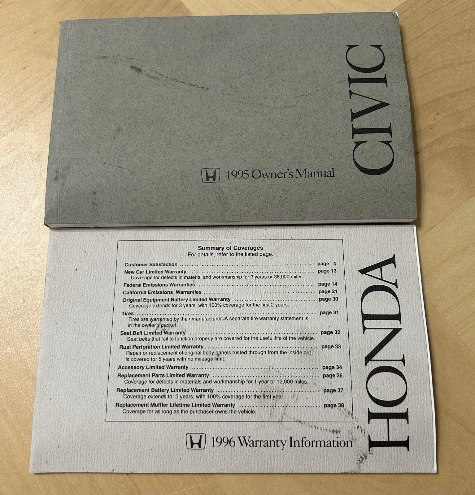 Vintage Set of 1995 Honda Civic Owner\'s Manual / 1996 Warranty Booklet / Folio Vintage Set of 1995 Honda Civic Owner\'s Manual / 1996 Warranty Booklet / Folio