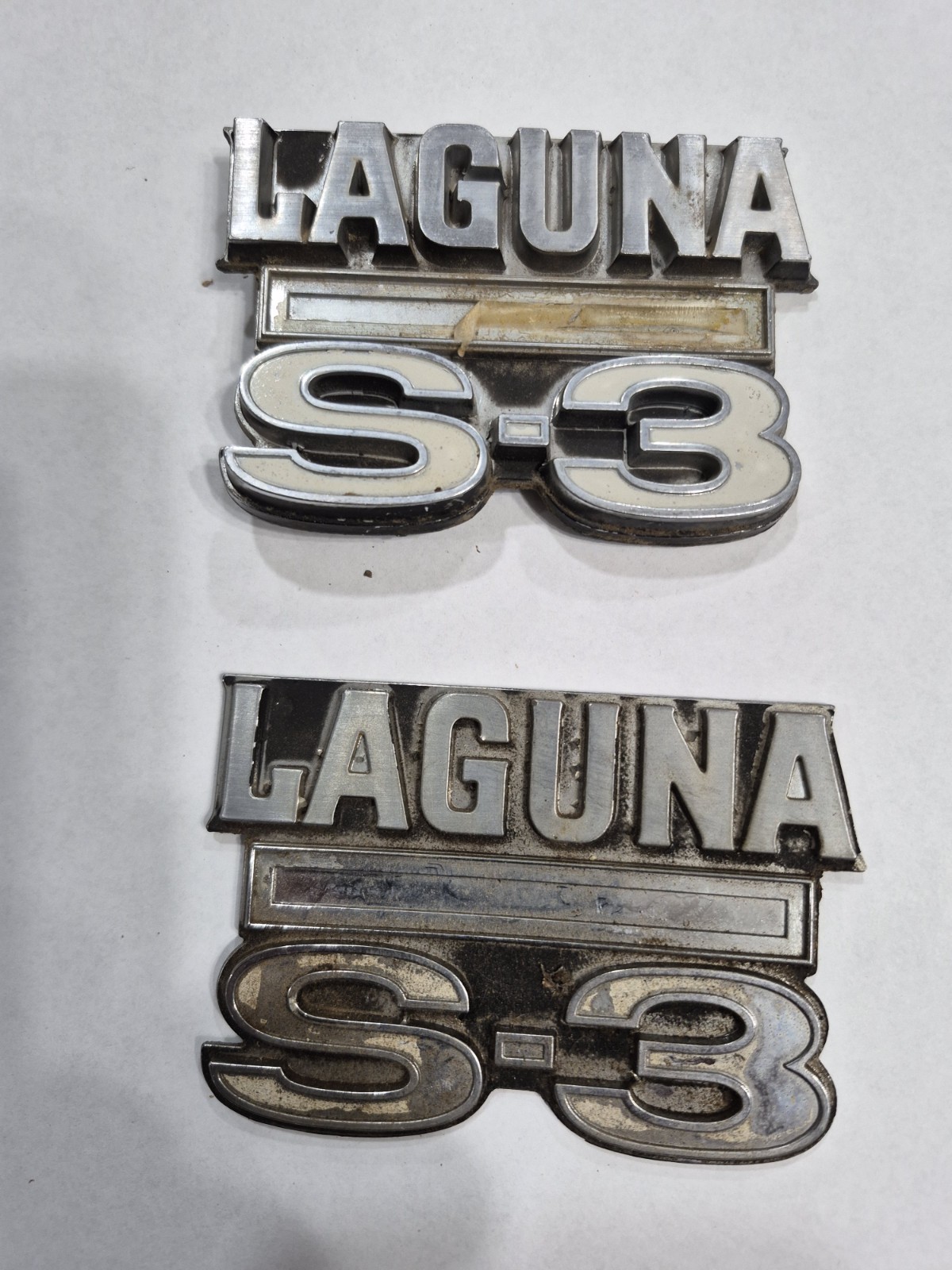 (2) 1973-1976 Chevy Chevrolet Laguna S3 S-3 Emblem Vintage OEM Original (2) 1973-1976 Chevy Chevrolet Laguna S3 S-3 Emblem Vintage OEM Original